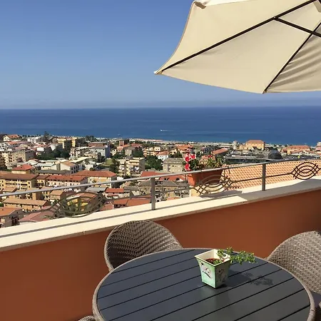 ゲストハウス Chiazzetta Calabria