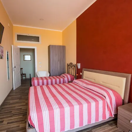 Chiazzetta Calabria אמנטיאה